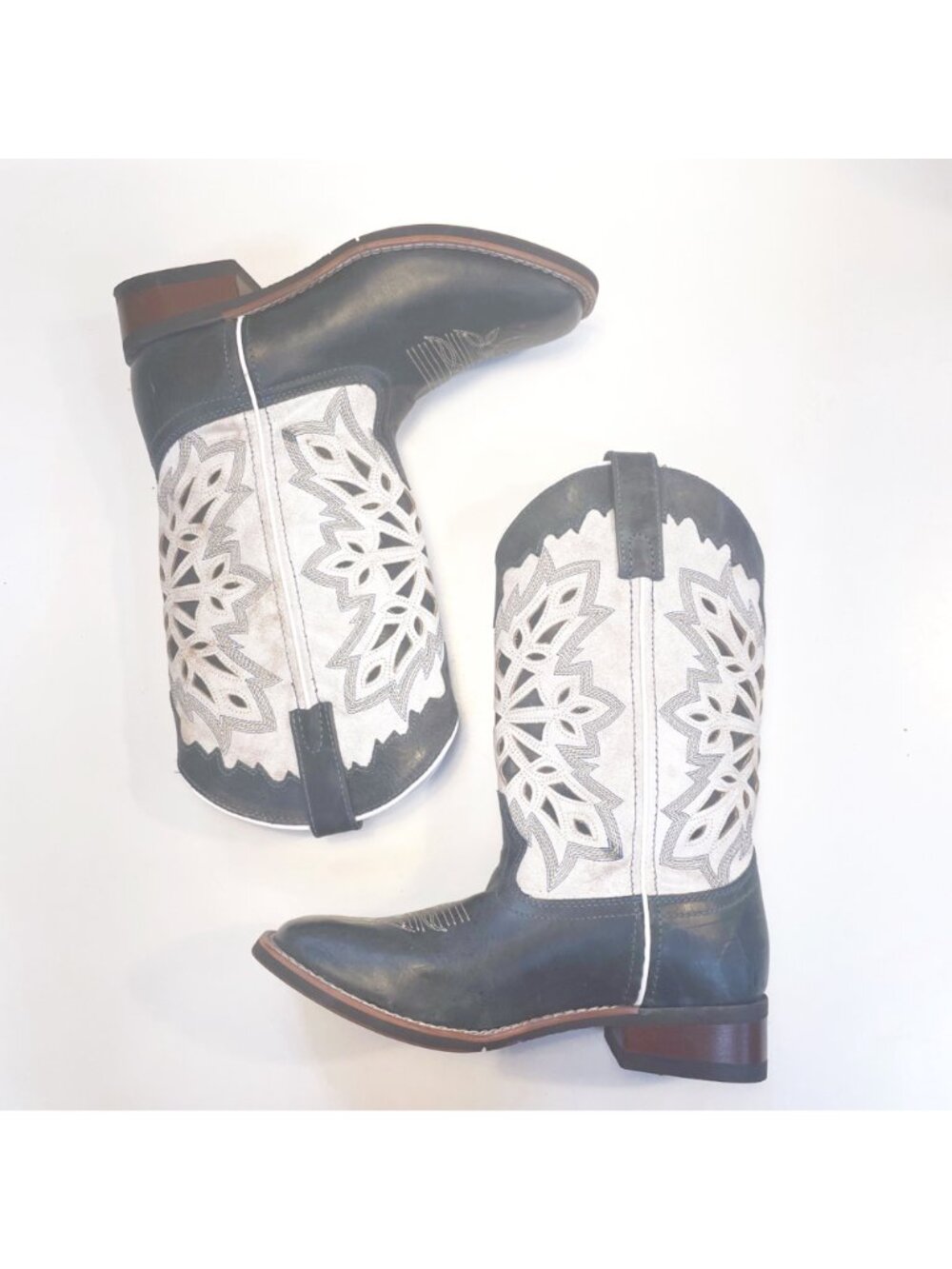 Laredo Women's Dolly Black Western Boots, Size 7 - Picture 3 of 7
